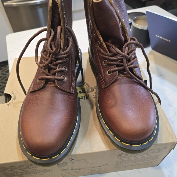 Dr. Martens 1460 Pascal Boot - Cashew Ambassador 31976253 Mens Size 9 NEW - Picture 3 of 8